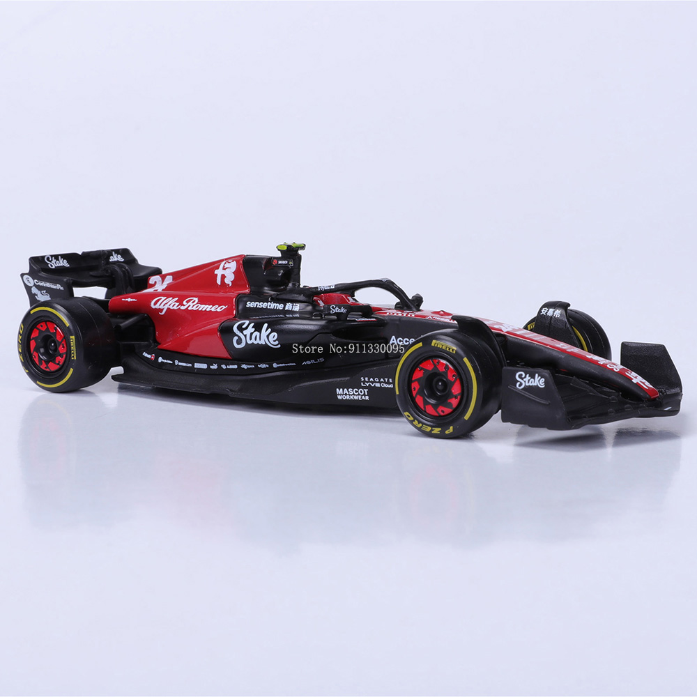 Bburago 1:43 Alfa Romeo F1 Tea - Model Kit Alfa Romeo 评论和价格
