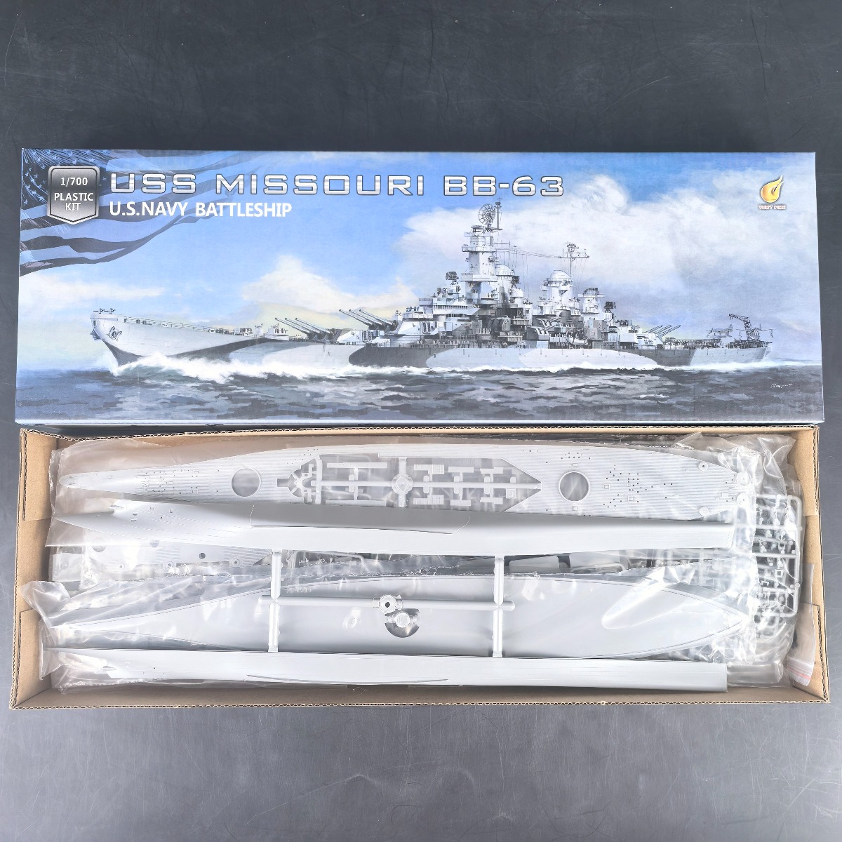 VeryFire VF700909 1/700 USS MI - Model Kit Uss Missouri 评论和价格