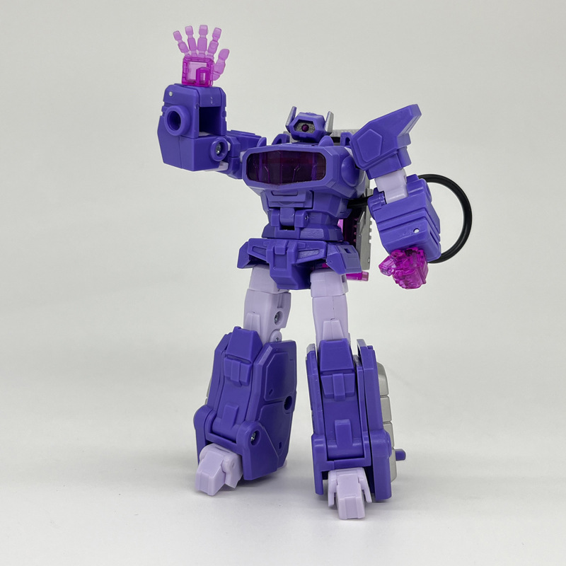 Shockwave Transformation PT03  - Model Kit Waifu 评论和价格