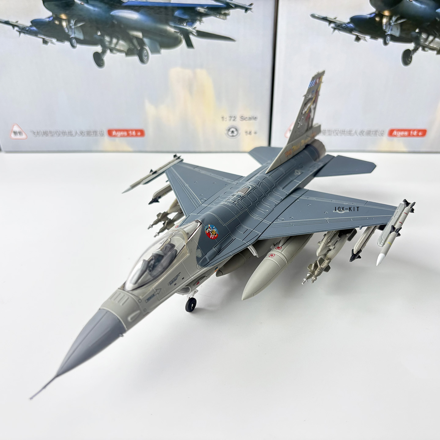 1/72 Scale U.S. F16C Fighter J - Model Kit F16 评论和价格